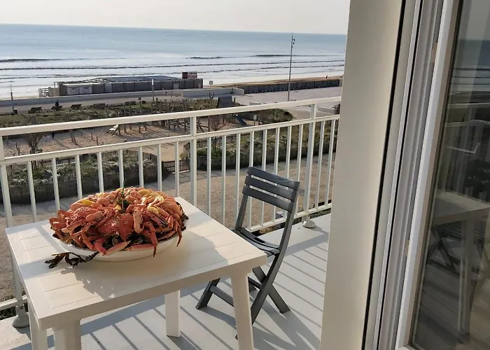 Les Flots Bleus Face A La * Notre-Dame-de-Monts