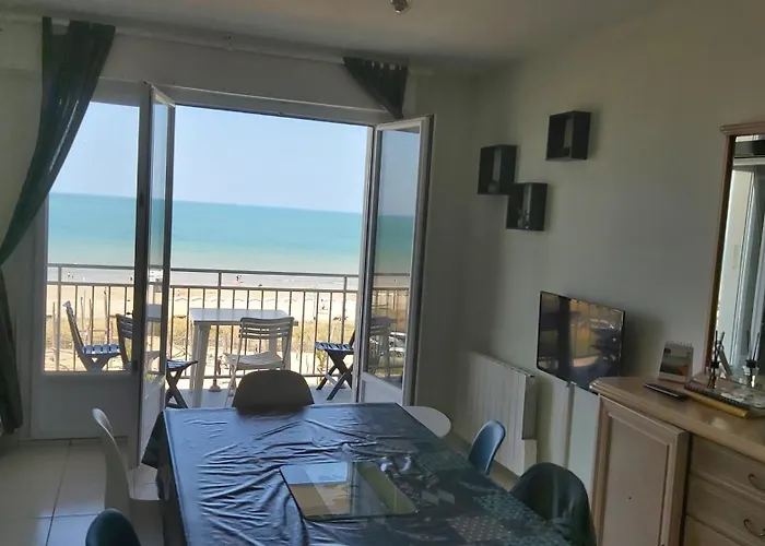 Les Flots Bleus Face A La * Notre-Dame-de-Monts