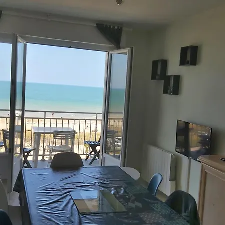 Les Flots Bleus Face A La * Notre-Dame-de-Monts