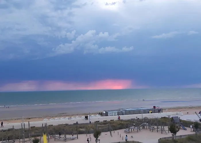 Les Flots Bleus Face A La Apartment